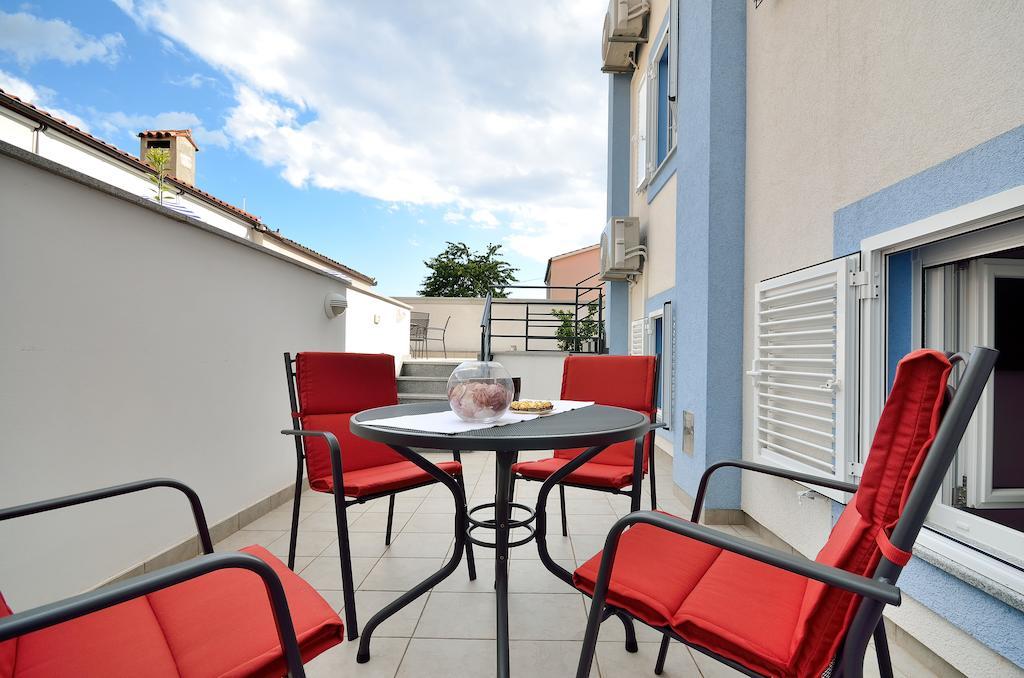 Apartments Nautilus Пула Екстериор снимка
