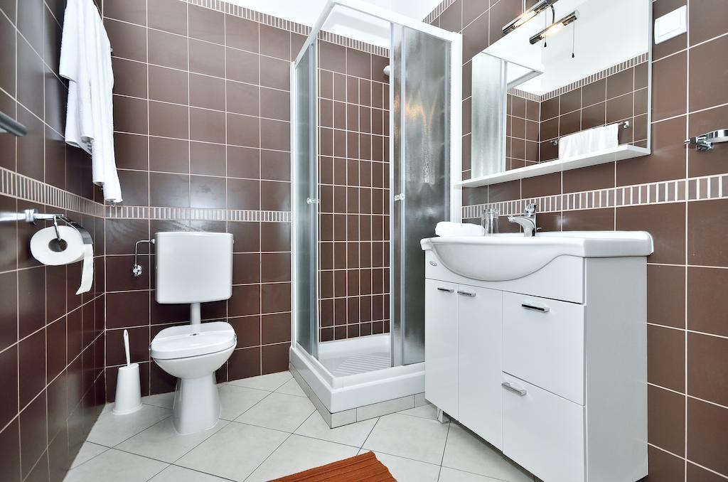 Apartments Nautilus Пула Екстериор снимка