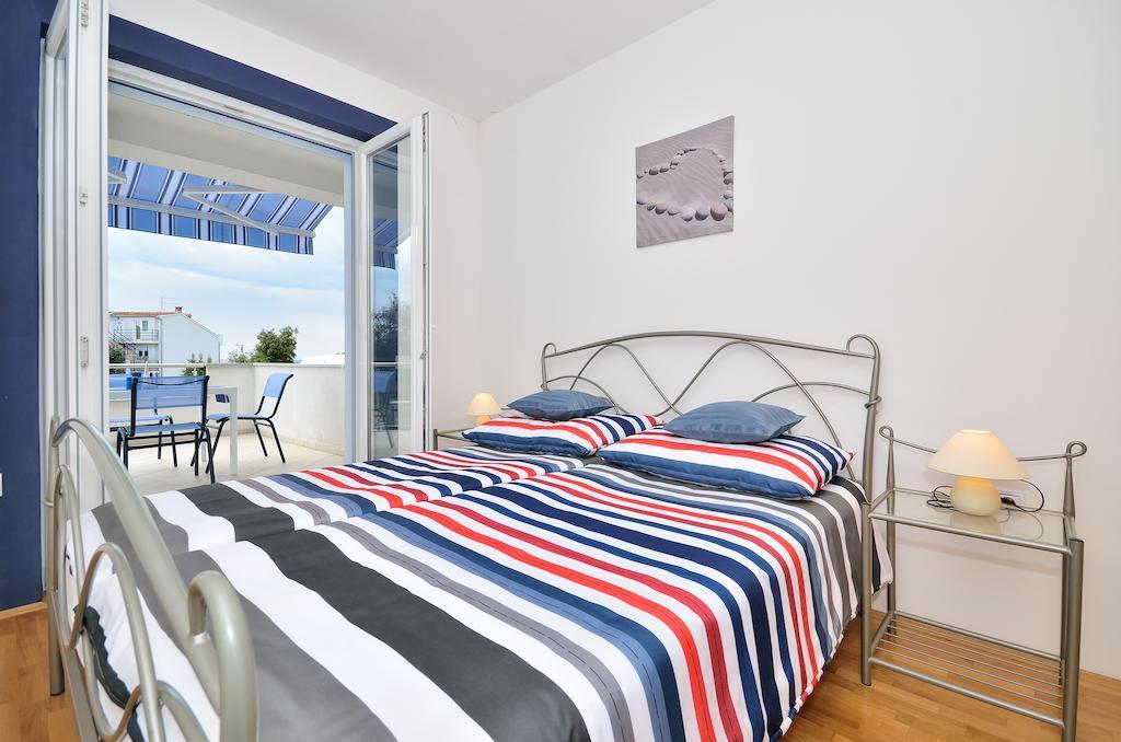 Apartments Nautilus Пула Екстериор снимка