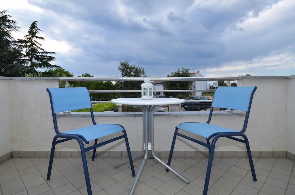 Apartments Nautilus Пула Екстериор снимка