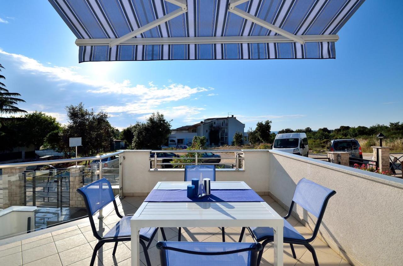 Apartments Nautilus Пула Екстериор снимка